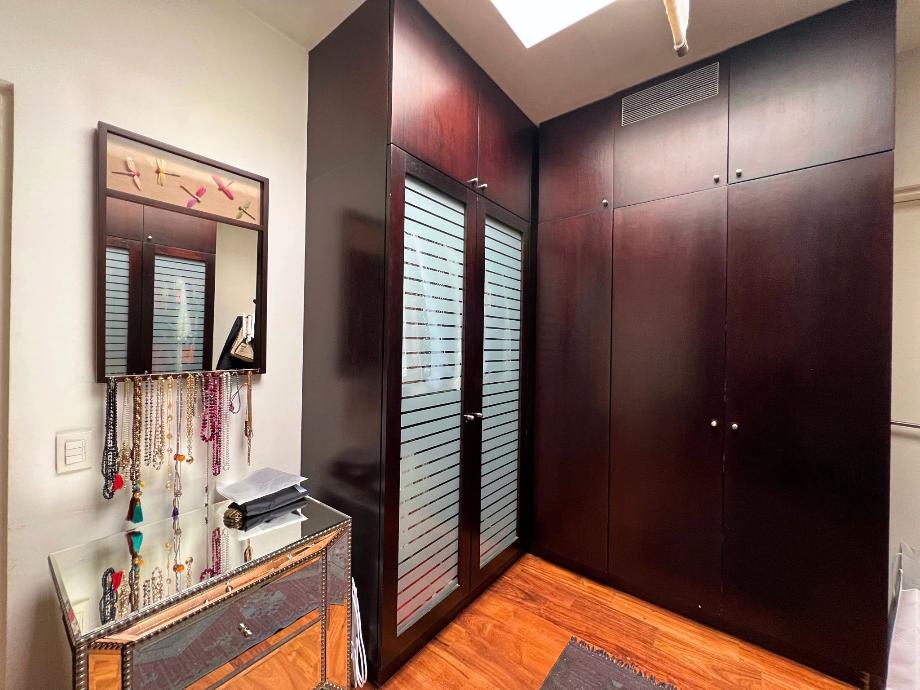 Álvaro Obregón, Ciudad de México, 01060, Mexico, 4 Bedrooms Bedrooms, ,3 BathroomsBathrooms,Residential,For Sale,1918872