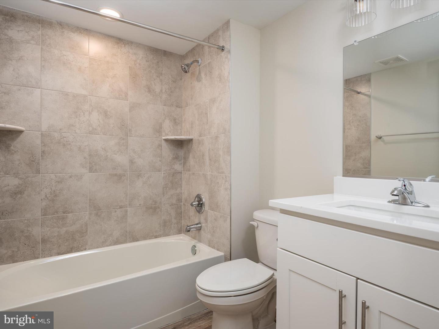 Glen Burnie, Maryland, 21060, United States, 3 Bedrooms Bedrooms, ,2 BathroomsBathrooms,Residential,For Sale,1958960