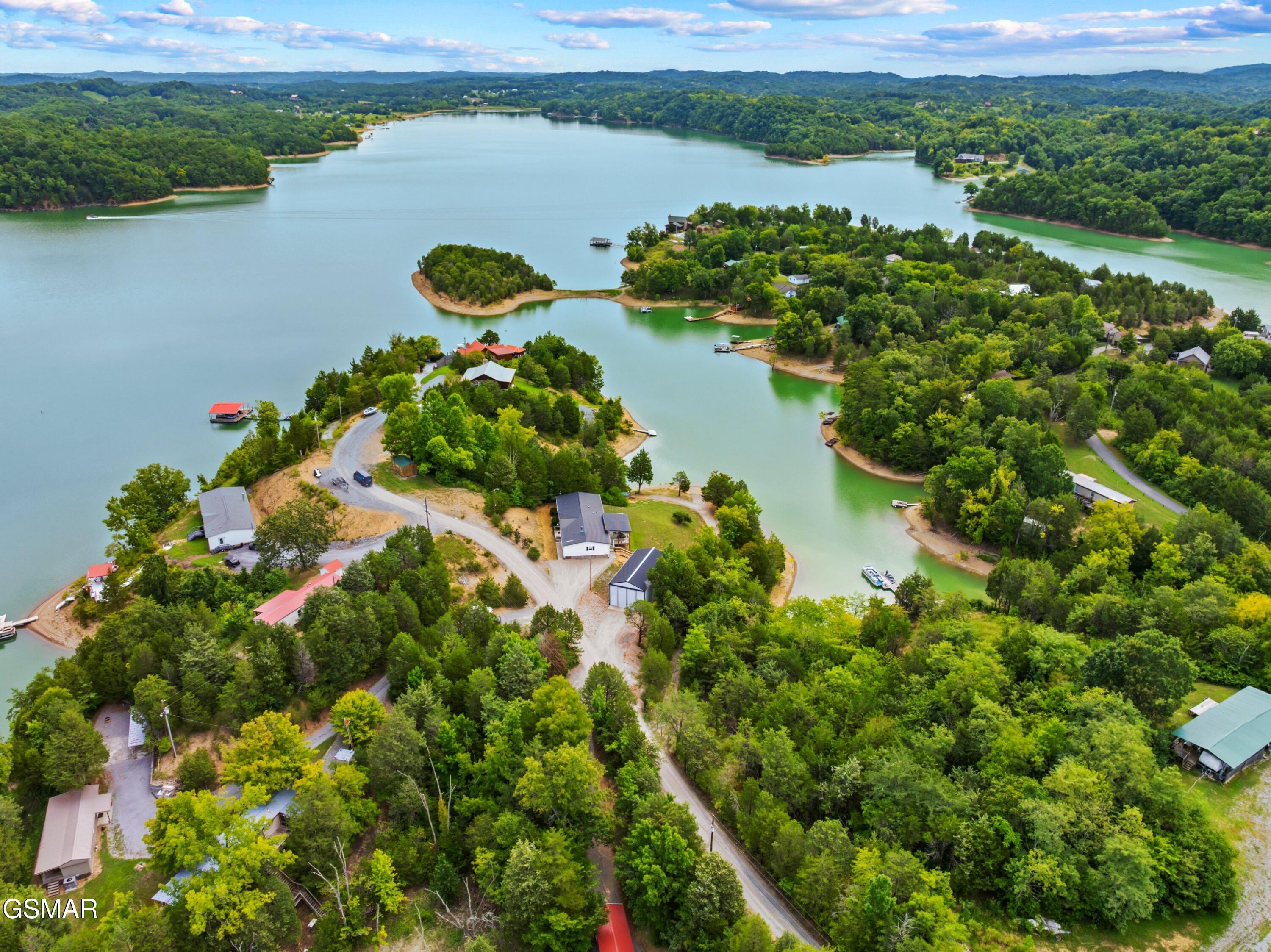 Dandridge, Tennessee, 37725, United States, 3 Bedrooms Bedrooms, ,2 BathroomsBathrooms,Residential,For Sale,1982636