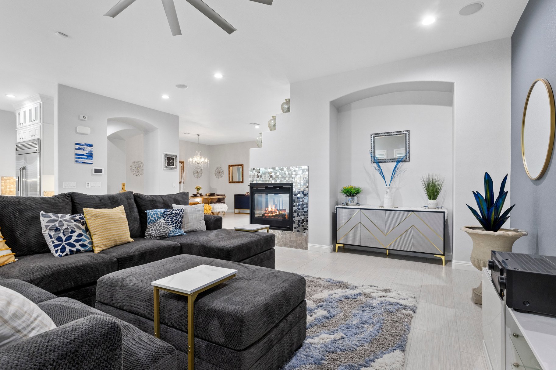  Over Half-Acre Lot Estate with No HOA & Endless Flexibility - 物件實景