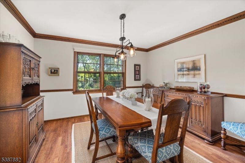 Clinton Twp., New Jersey, 08801, United States, 4 Bedrooms Bedrooms, ,3 BathroomsBathrooms,Residential,For Sale,1988137