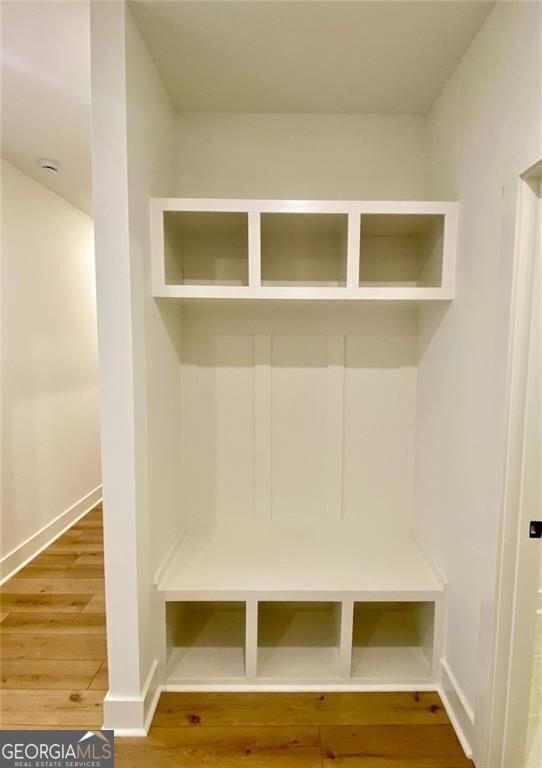 Gainesville, Georgia, 30506, United States, 5 Bedrooms Bedrooms, ,4 BathroomsBathrooms,Residential,For Sale,1909914