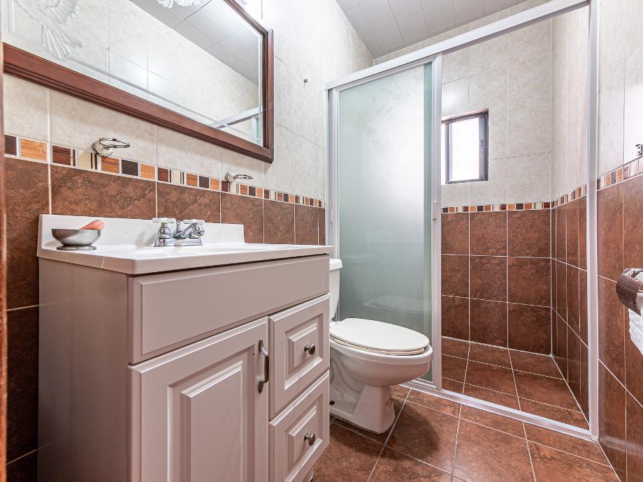 Metepec, Estado de méxico, 52178, Mexico, 4 Bedrooms Bedrooms, ,5 BathroomsBathrooms,Residential,For Sale,1994402