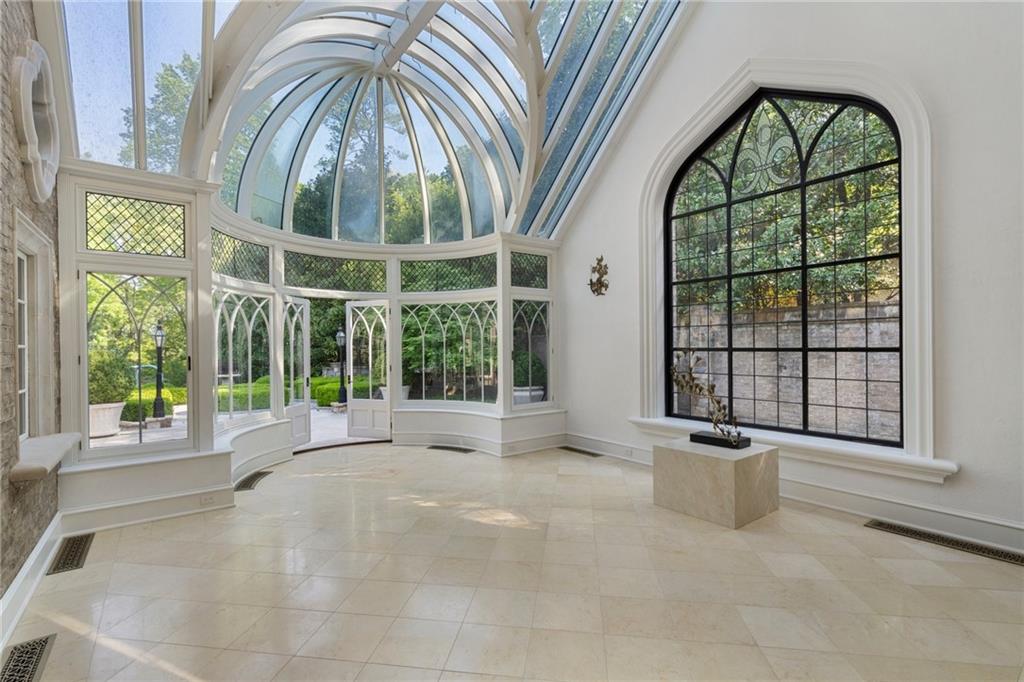 Atlanta, Georgia, 30327, United States, 6 Bedrooms Bedrooms, ,9 BathroomsBathrooms,Residential,For Sale,1686481