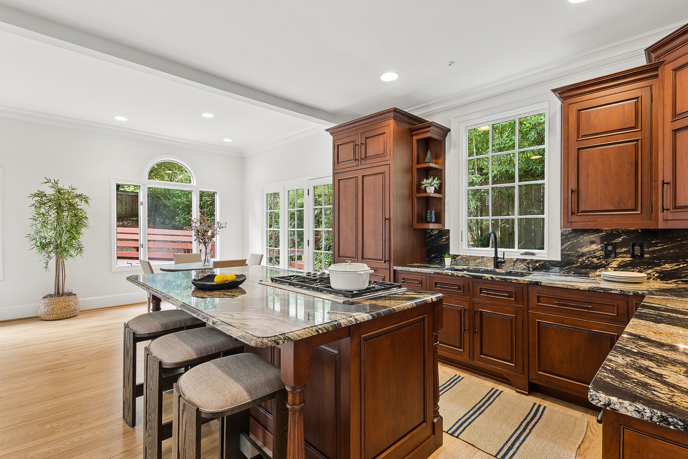  Beautifully Renovated Residence in Ansley Park - 物件實景