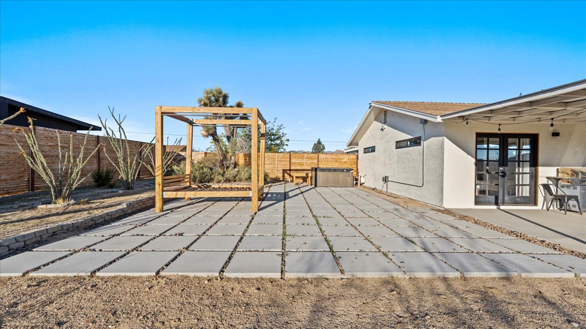 Yucca Valley, California, 92284, United States, 4 Bedrooms Bedrooms, ,2 BathroomsBathrooms,Residential,For Sale,1978728