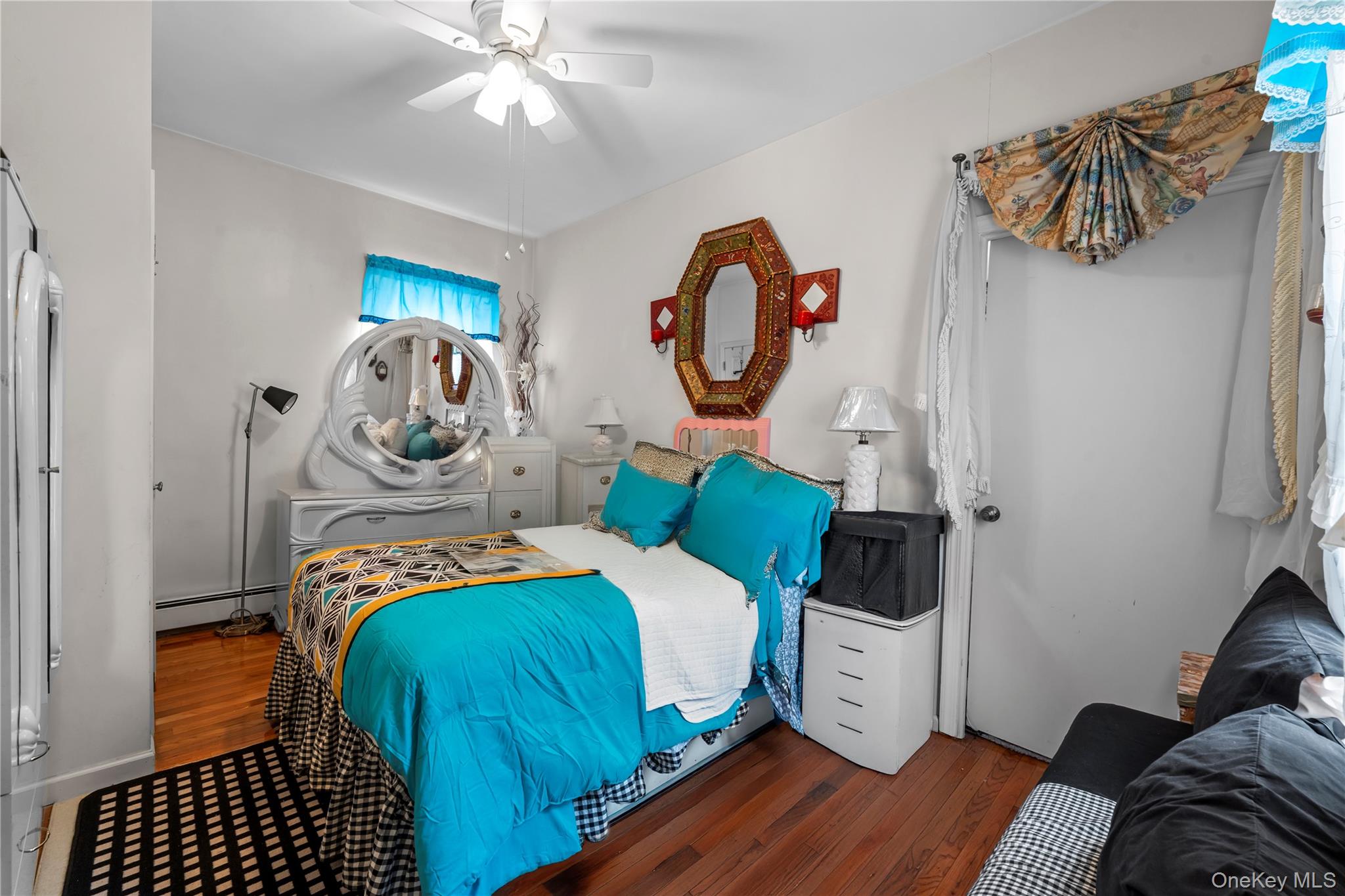 Bronx, New York, 10469, United States, 2 Bedrooms Bedrooms, ,2 BathroomsBathrooms,Residential,For Sale,2005808