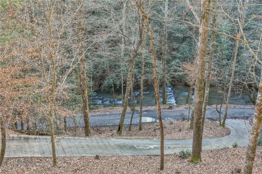 Ellijay, Georgia, 30540, United States, 3 Bedrooms Bedrooms, ,3 BathroomsBathrooms,Residential,For Sale,1936949