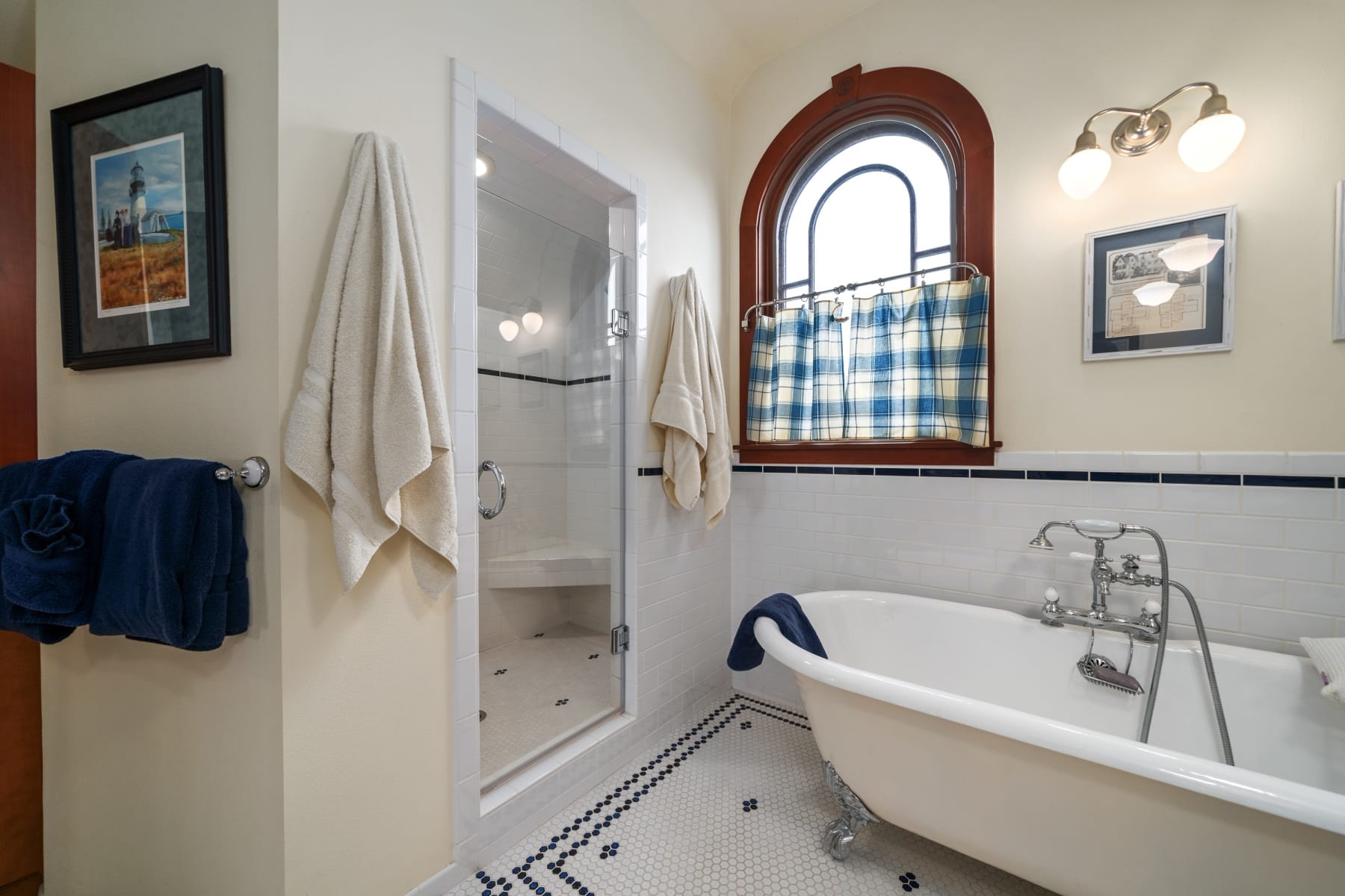  930 NW HIGHLAND DR Waldport, OR 97394 - 物件實景