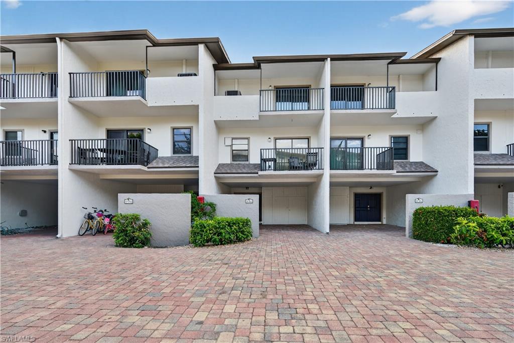 Marco Island, Florida, 34145, United States, 2 Bedrooms Bedrooms, ,3 BathroomsBathrooms,Residential,For Sale,1987780