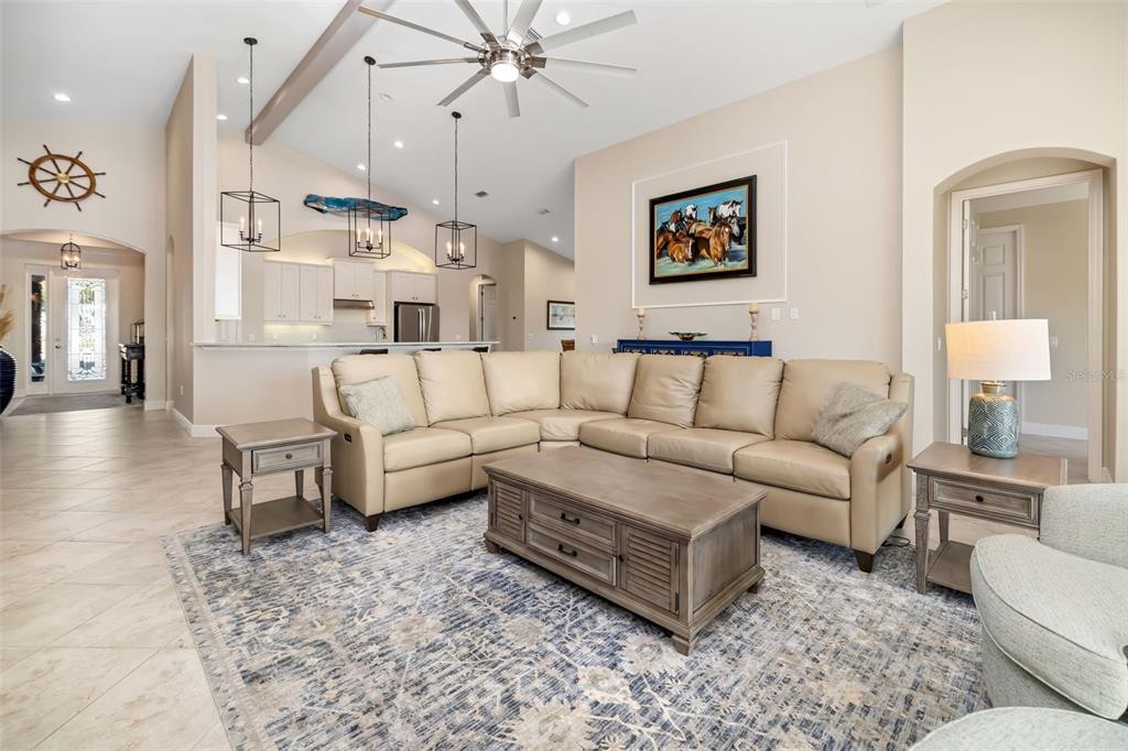 Bradenton, Florida, 34212, United States, 4 Bedrooms Bedrooms, ,3 BathroomsBathrooms,Residential,For Sale,2003247