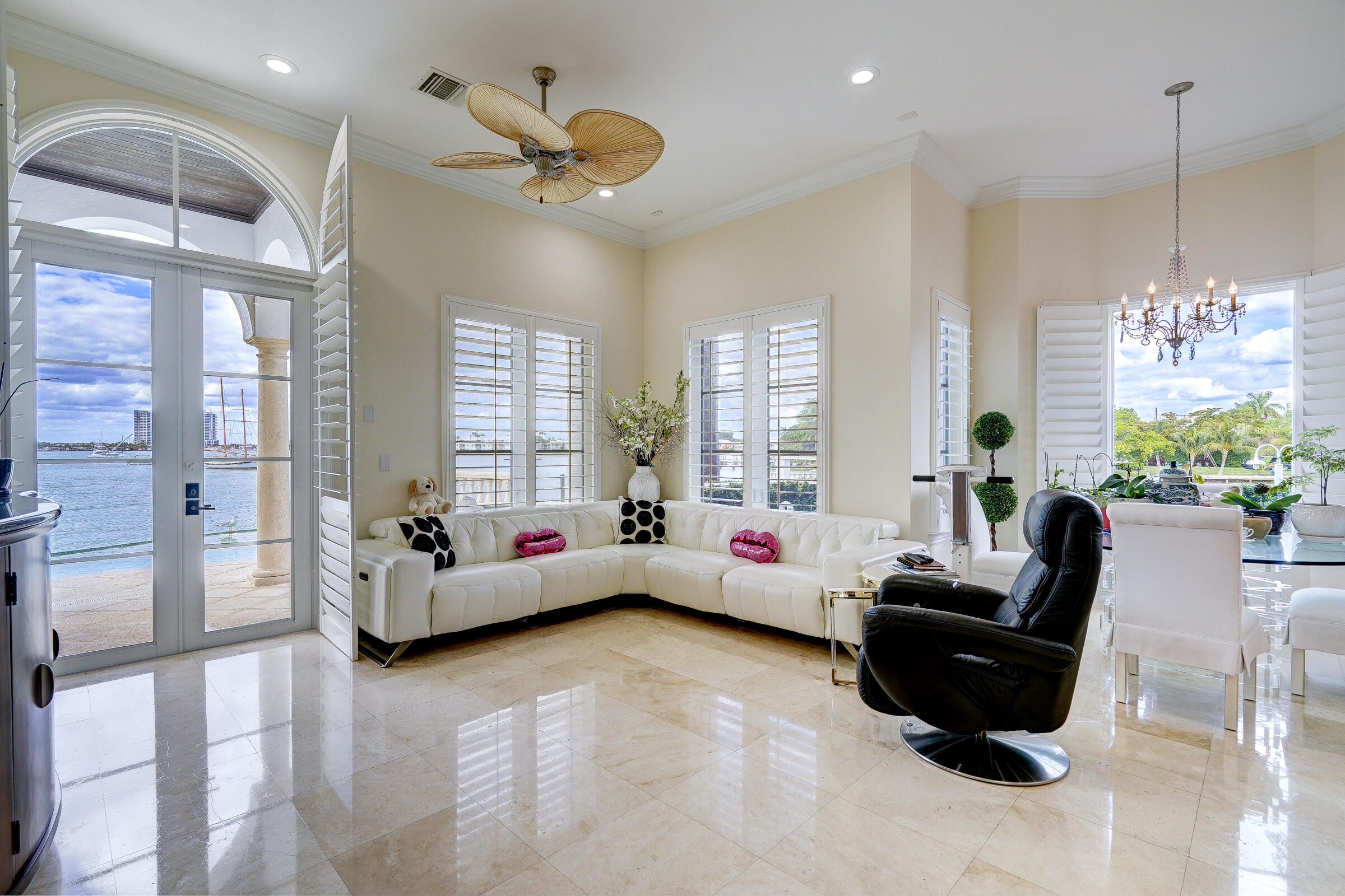 Singer Island, Florida, 33404, United States, 4 Bedrooms Bedrooms, ,5 BathroomsBathrooms,Residential,For Sale,1906755