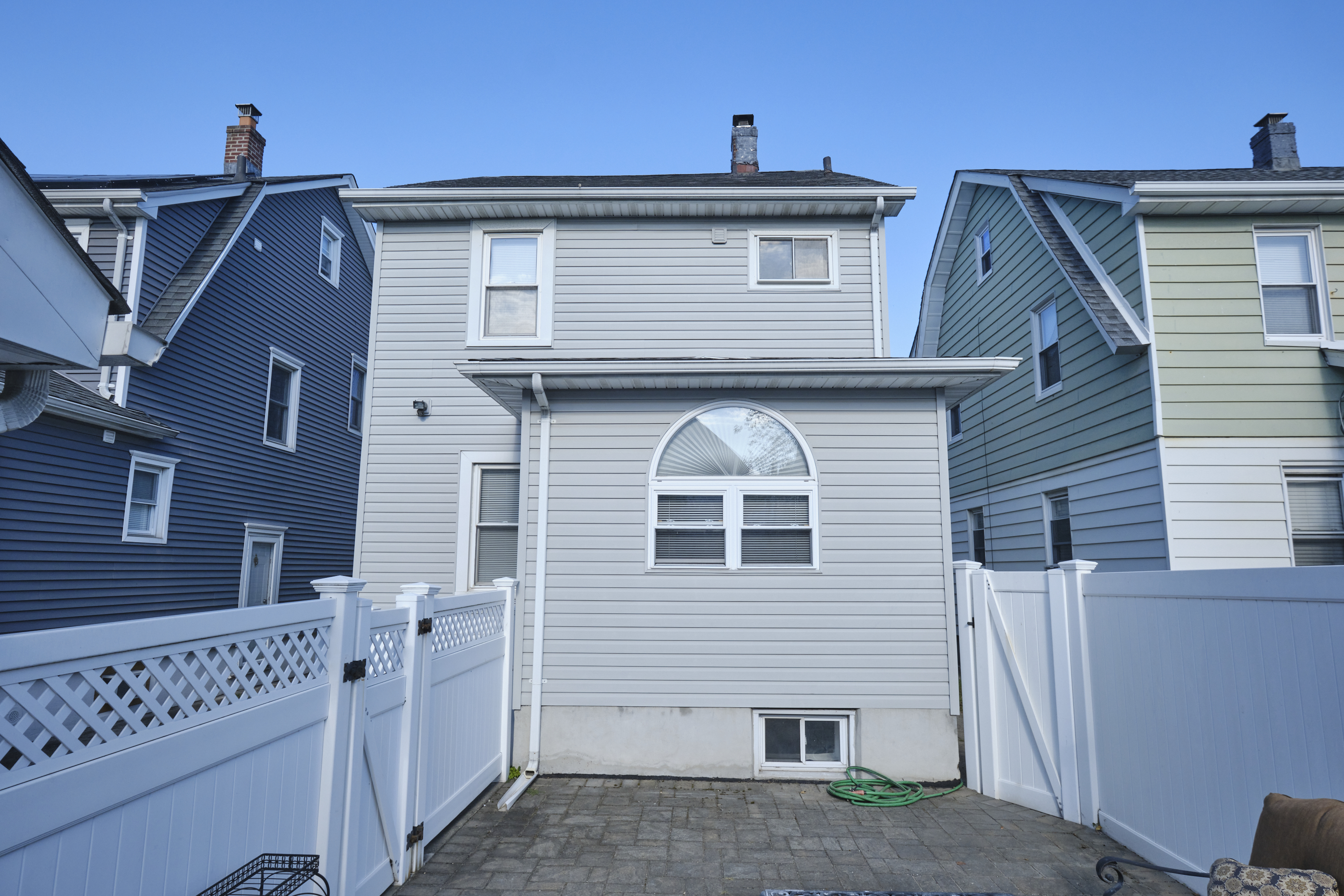 Floral Park, New York, 11001, United States, 3 Bedrooms Bedrooms, ,2 BathroomsBathrooms,Residential,For Sale,1973854