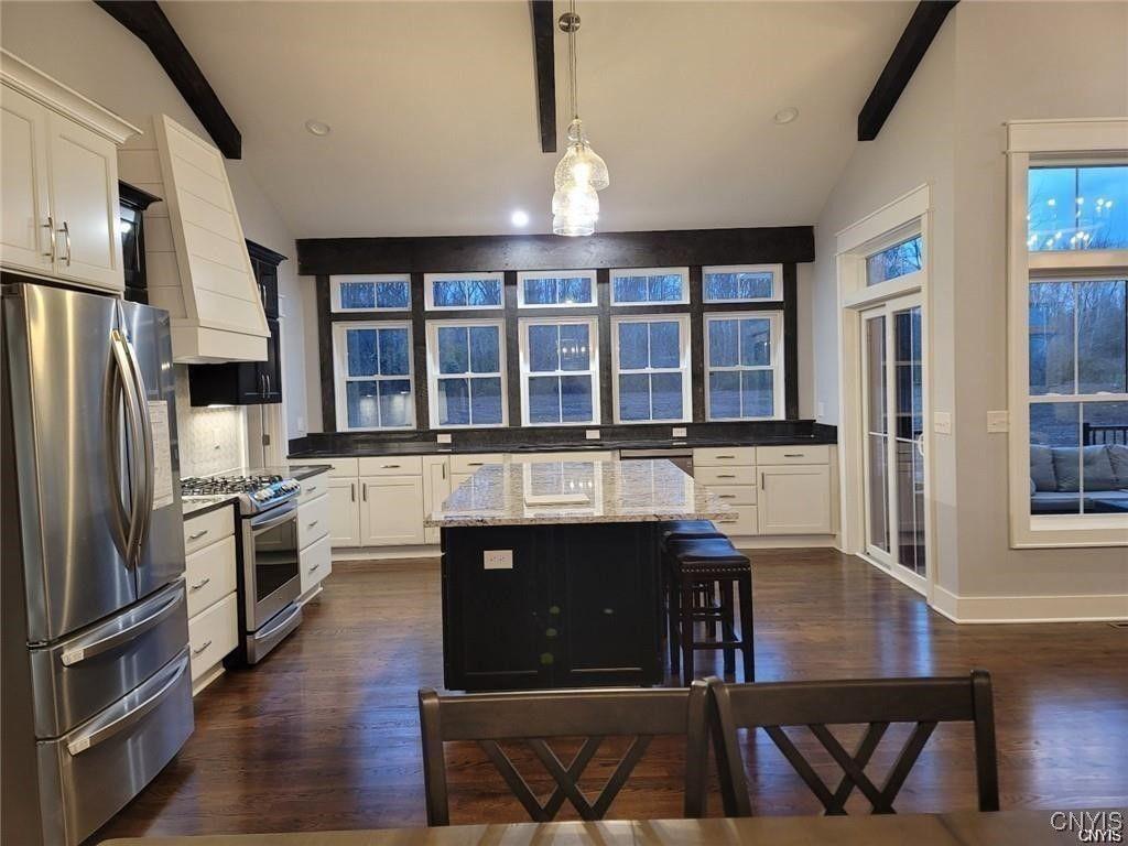 Syracuse, New York, 13215, United States, 3 Bedrooms Bedrooms, ,3 BathroomsBathrooms,Residential,For Sale,1846981