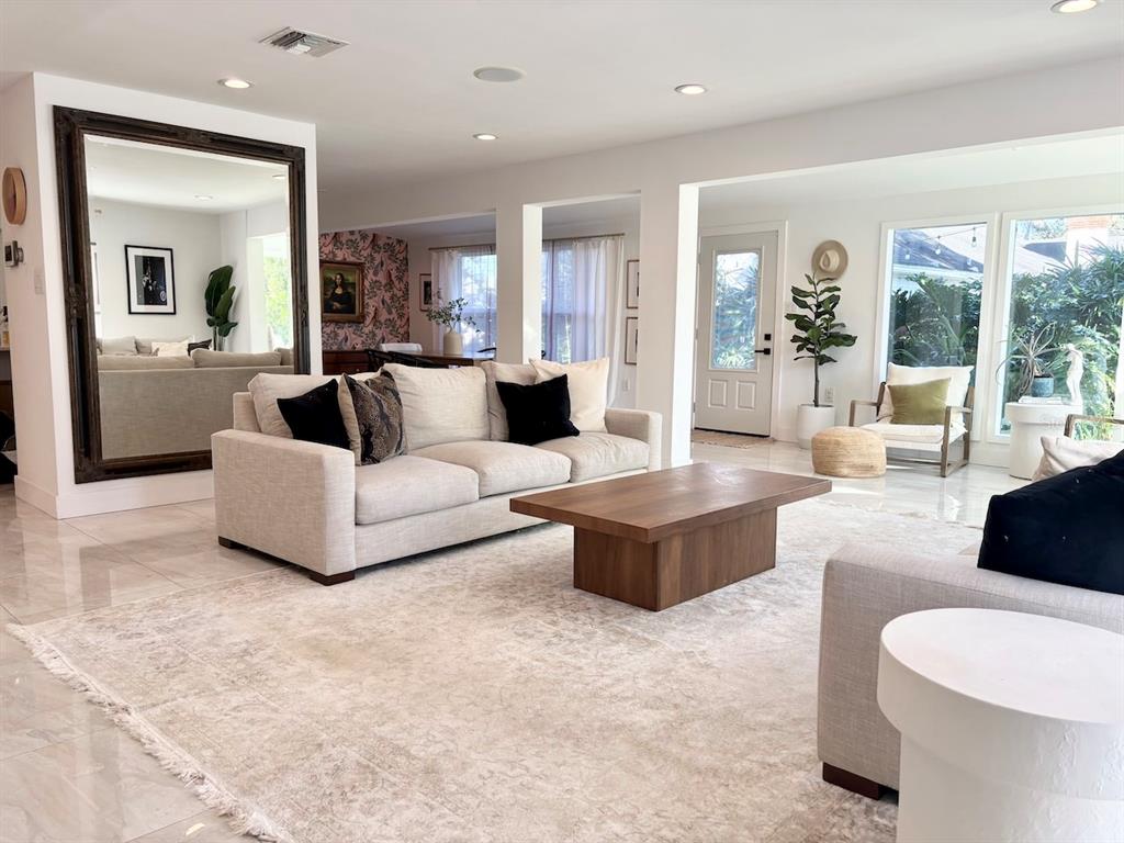 Belle Isle, Florida, 32812, United States, 3 Bedrooms Bedrooms, ,2 BathroomsBathrooms,Residential,For Sale,1995794