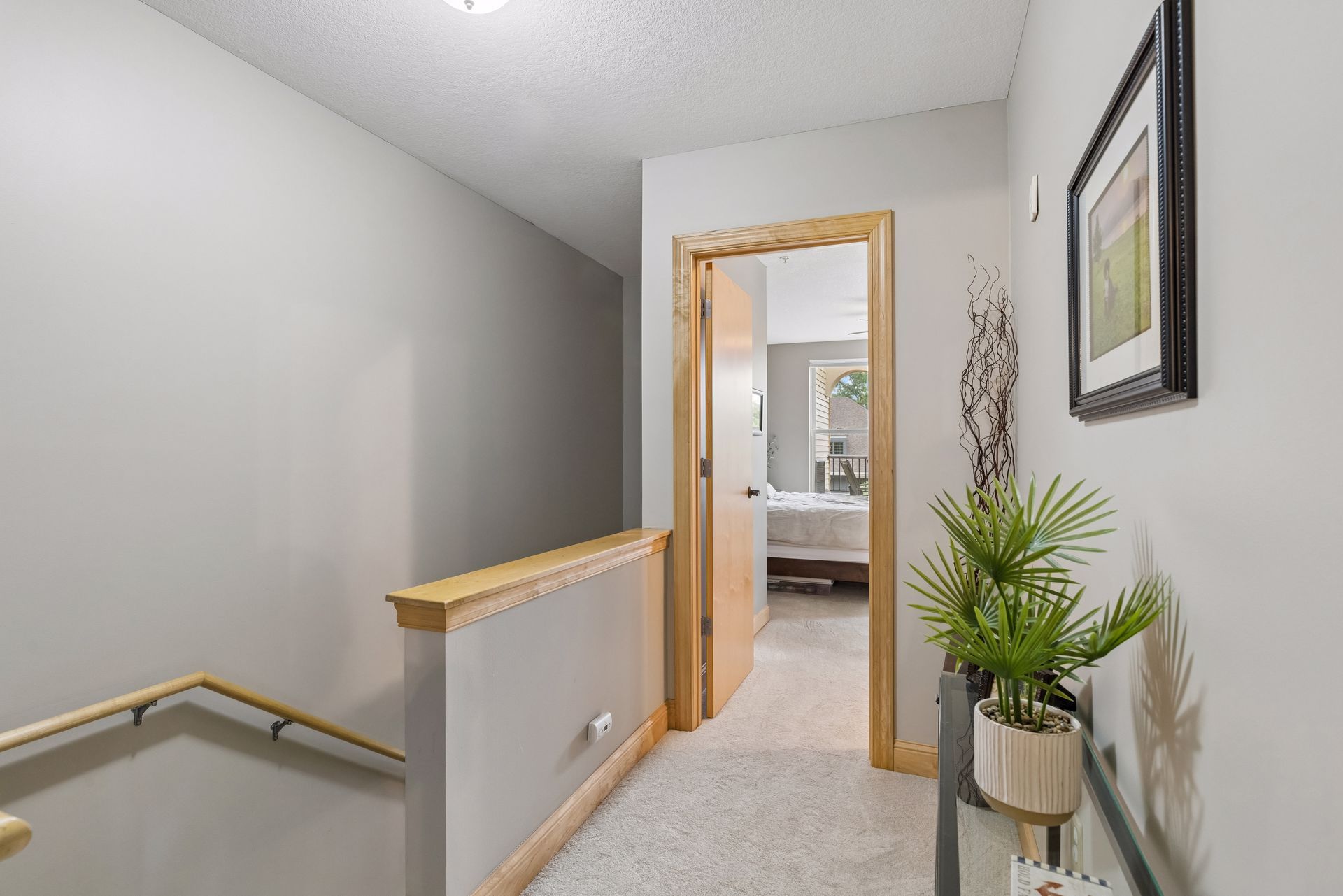  Timeless Brownstone Living in the Heart of Stillwater - 物件實景