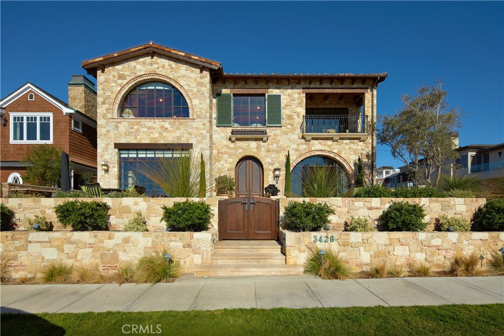 Corona del Mar, California, 92625, United States, 4 Bedrooms Bedrooms, ,3 BathroomsBathrooms,Residential,For Sale,1695491