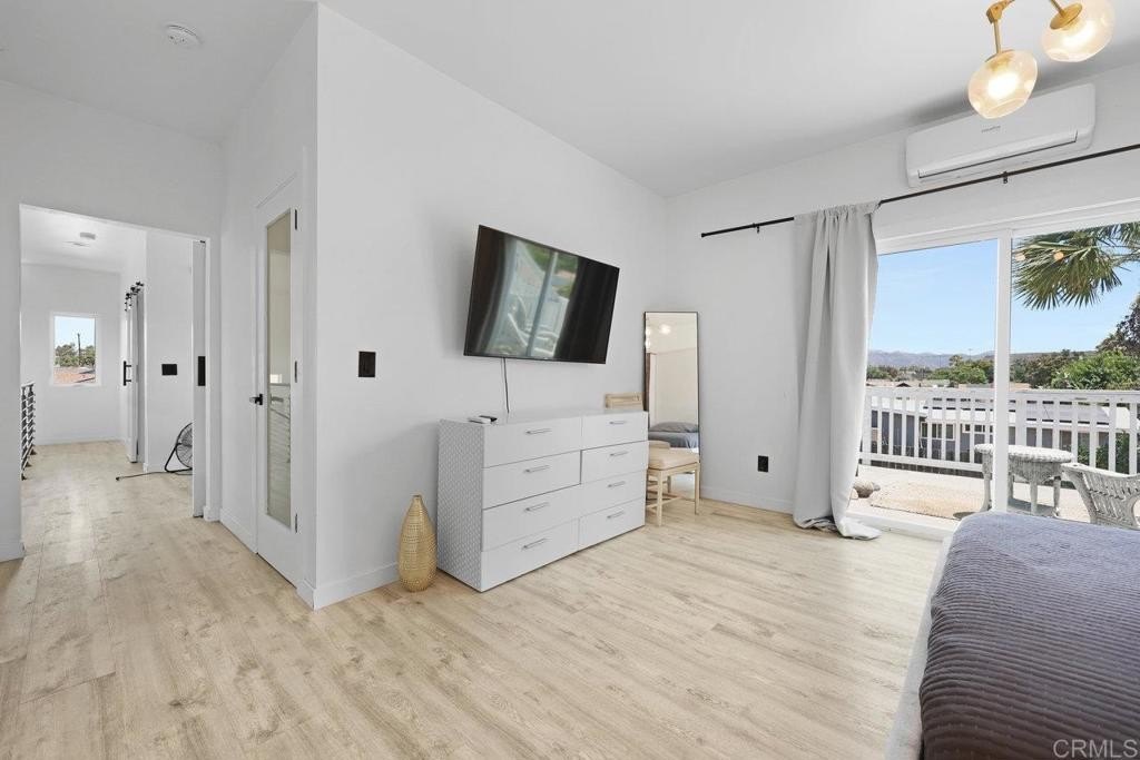 Poway, California, 92064, United States, 4 Bedrooms Bedrooms, ,2 BathroomsBathrooms,Residential,For Sale,1896326