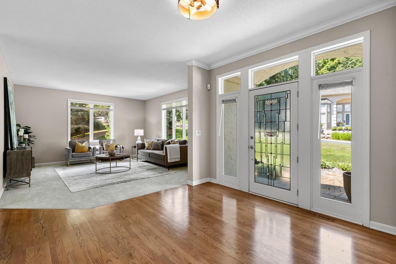 Eden Prairie, Minnesota, 55344, United States, 5 Bedrooms Bedrooms, ,3 BathroomsBathrooms,Residential,For Sale,1940056