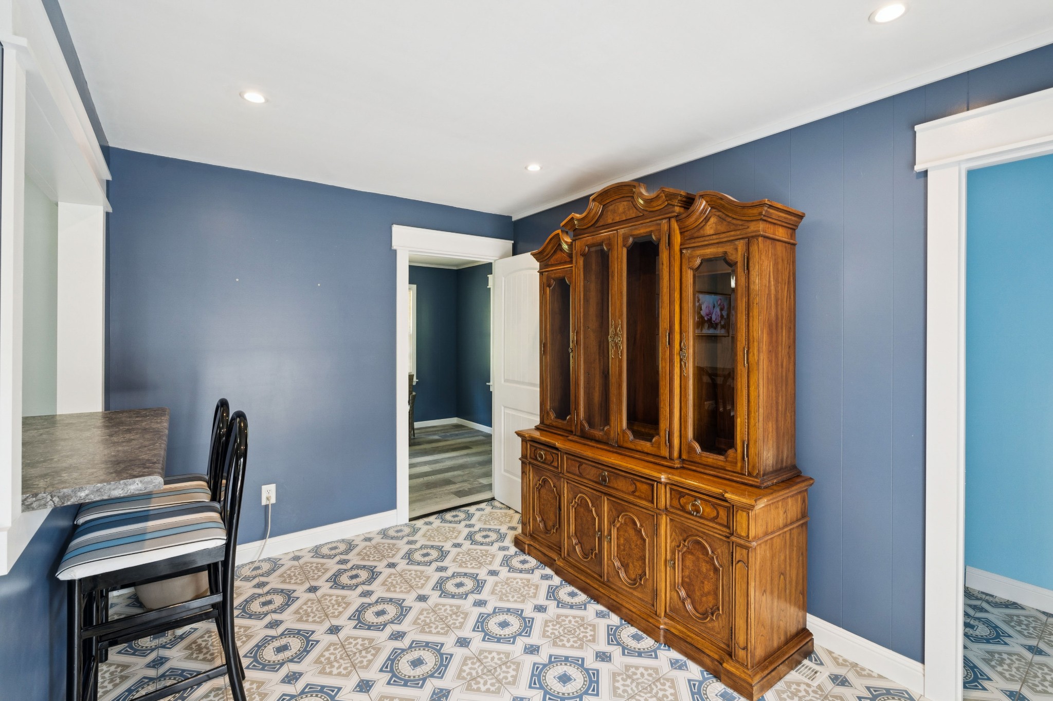 Nashville, Tennessee, 37217, United States, 3 Bedrooms Bedrooms, ,2 BathroomsBathrooms,Residential,For Sale,1913625