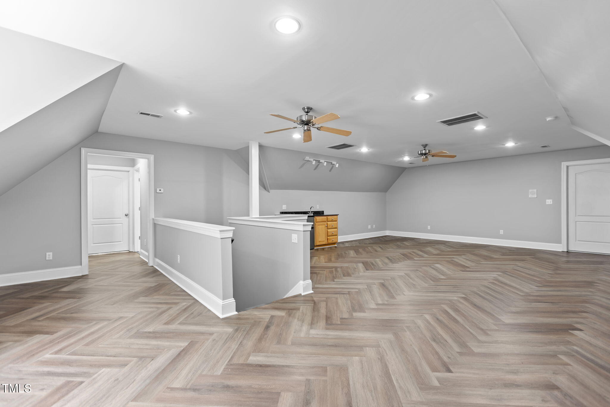 Smithfield, North Carolina, 27577, United States, 3 Bedrooms Bedrooms, ,4 BathroomsBathrooms,Residential,For Sale,1933670