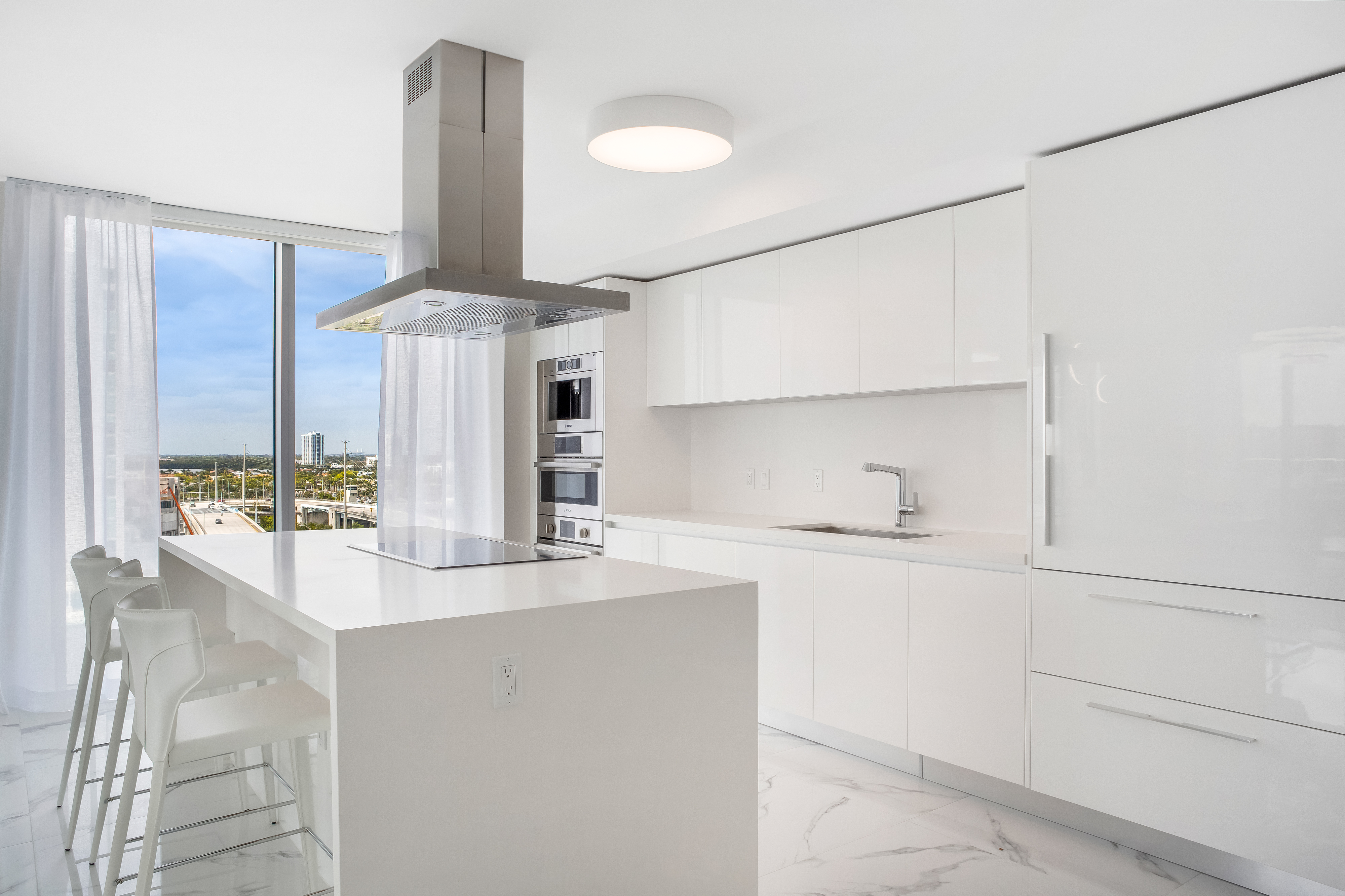  330 Sunny Isles Blvd, Sunny Isles Beach, FL, 33160 - 物件實景