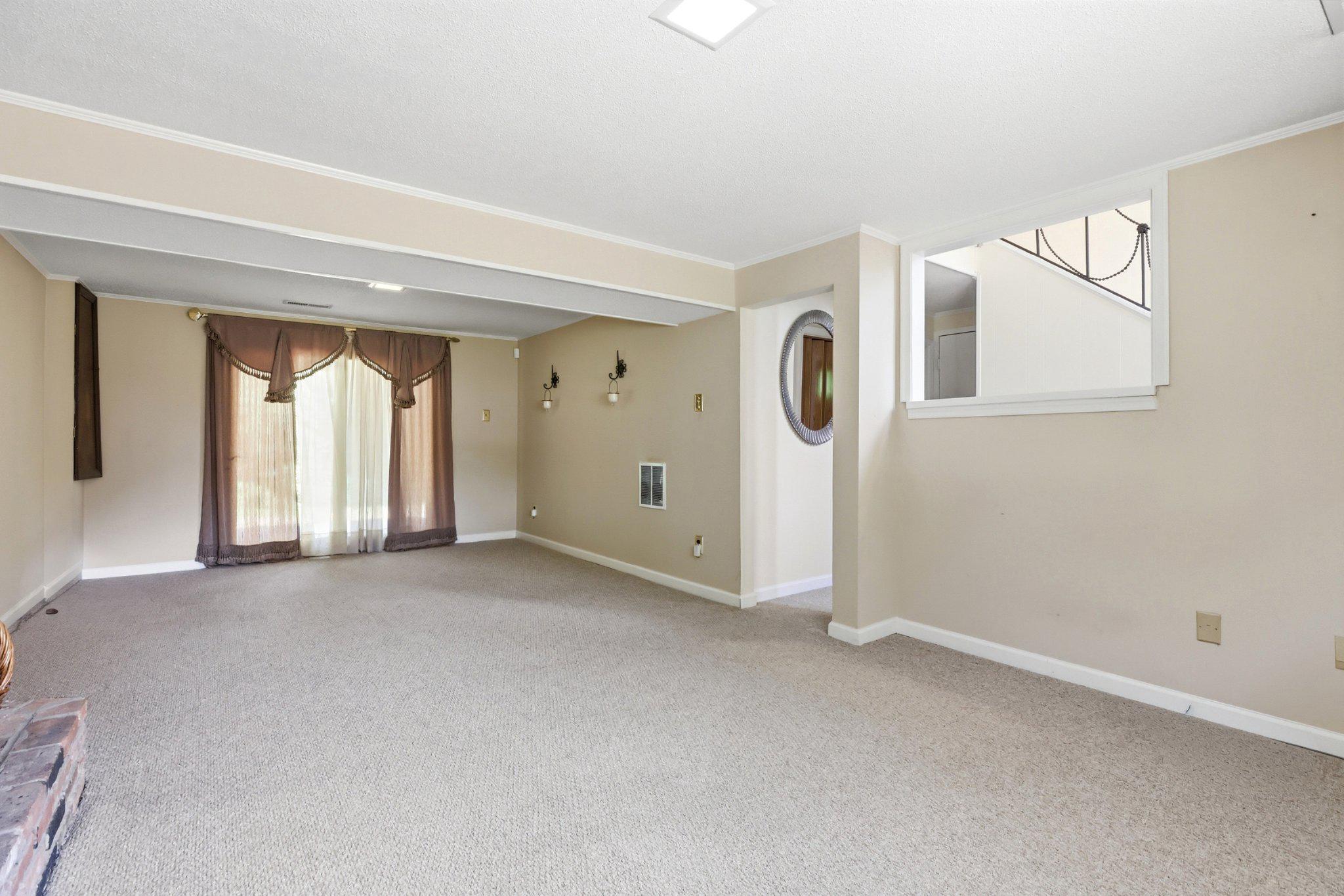  13015 Chalfont Avenue, Fort Washington, MD, 20744 - 物件實景