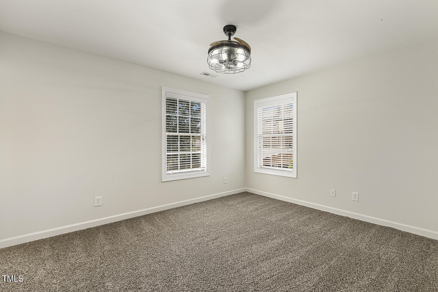 Holly Springs, North Carolina, 27540, United States, 4 Bedrooms Bedrooms, ,4 BathroomsBathrooms,Residential,For Sale,1902055