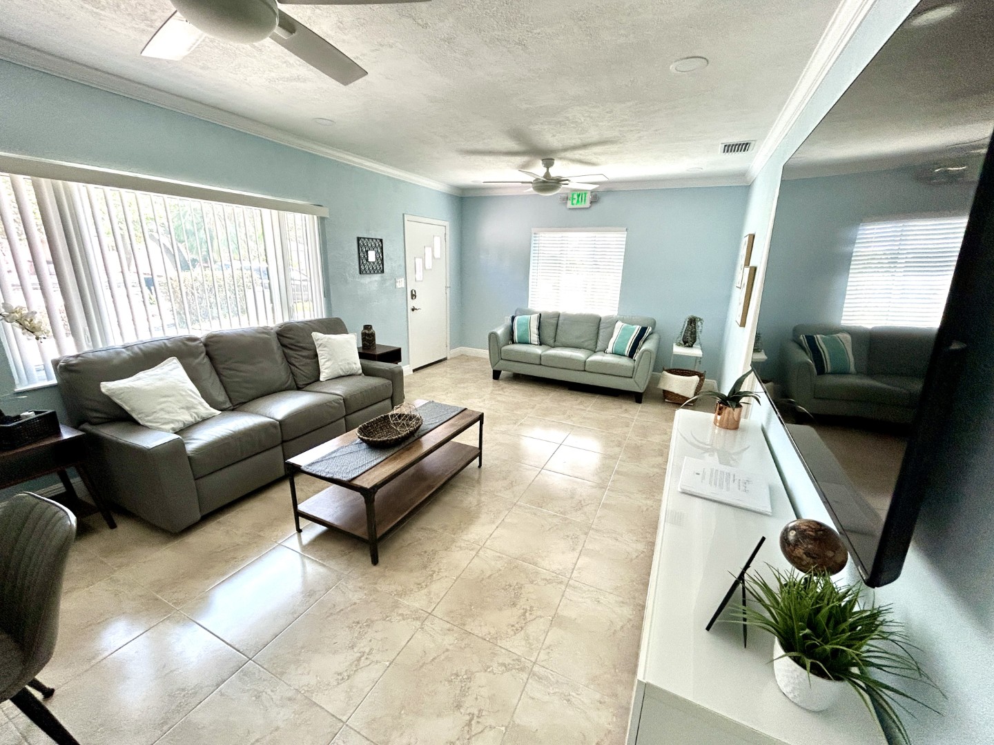 Indian Rocks Beach, Florida, 33785, United States, 4 Bedrooms Bedrooms, ,3 BathroomsBathrooms,Residential,For Sale,1989910