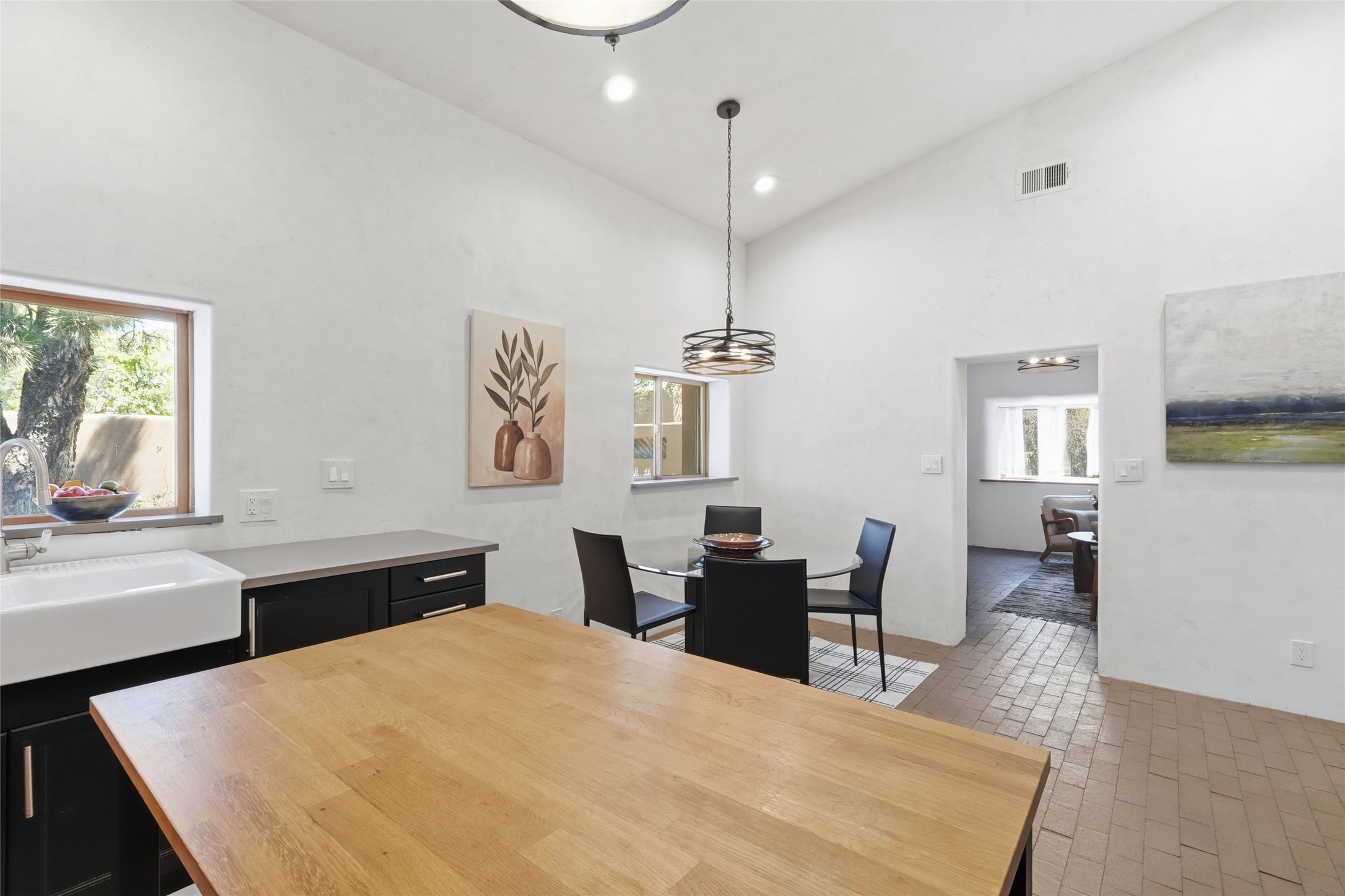  814 Dunlap Street - 物件實景
