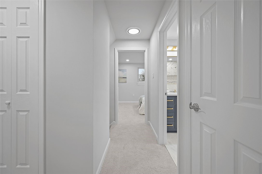 Mt Lebanon, Pennsylvania, 15243, United States, 4 Bedrooms Bedrooms, ,3 BathroomsBathrooms,Residential,For Sale,1875977