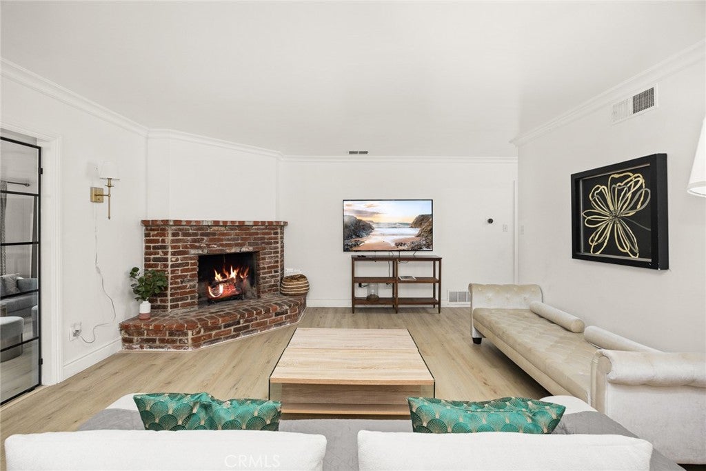 Whittier, California, 90604, United States, 4 Bedrooms Bedrooms, ,2 BathroomsBathrooms,Residential,For Sale,1918097