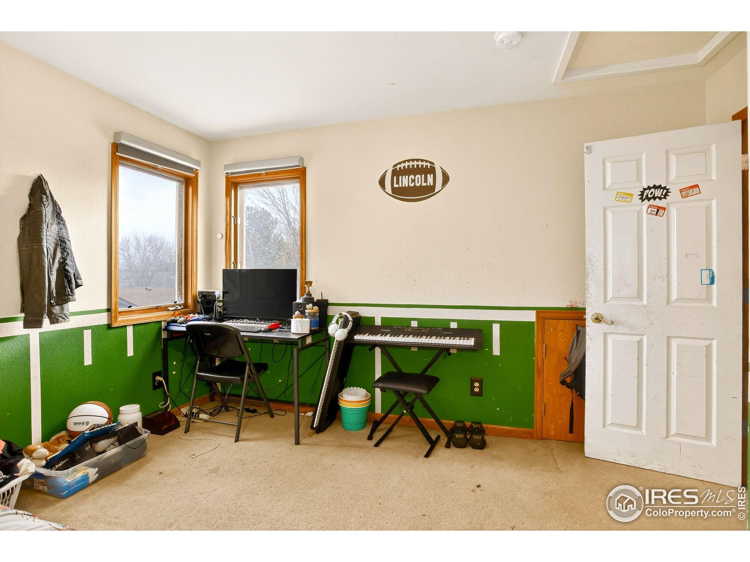 Loveland, Colorado, 80538, United States, 4 Bedrooms Bedrooms, ,4 BathroomsBathrooms,Residential,For Sale,1992882