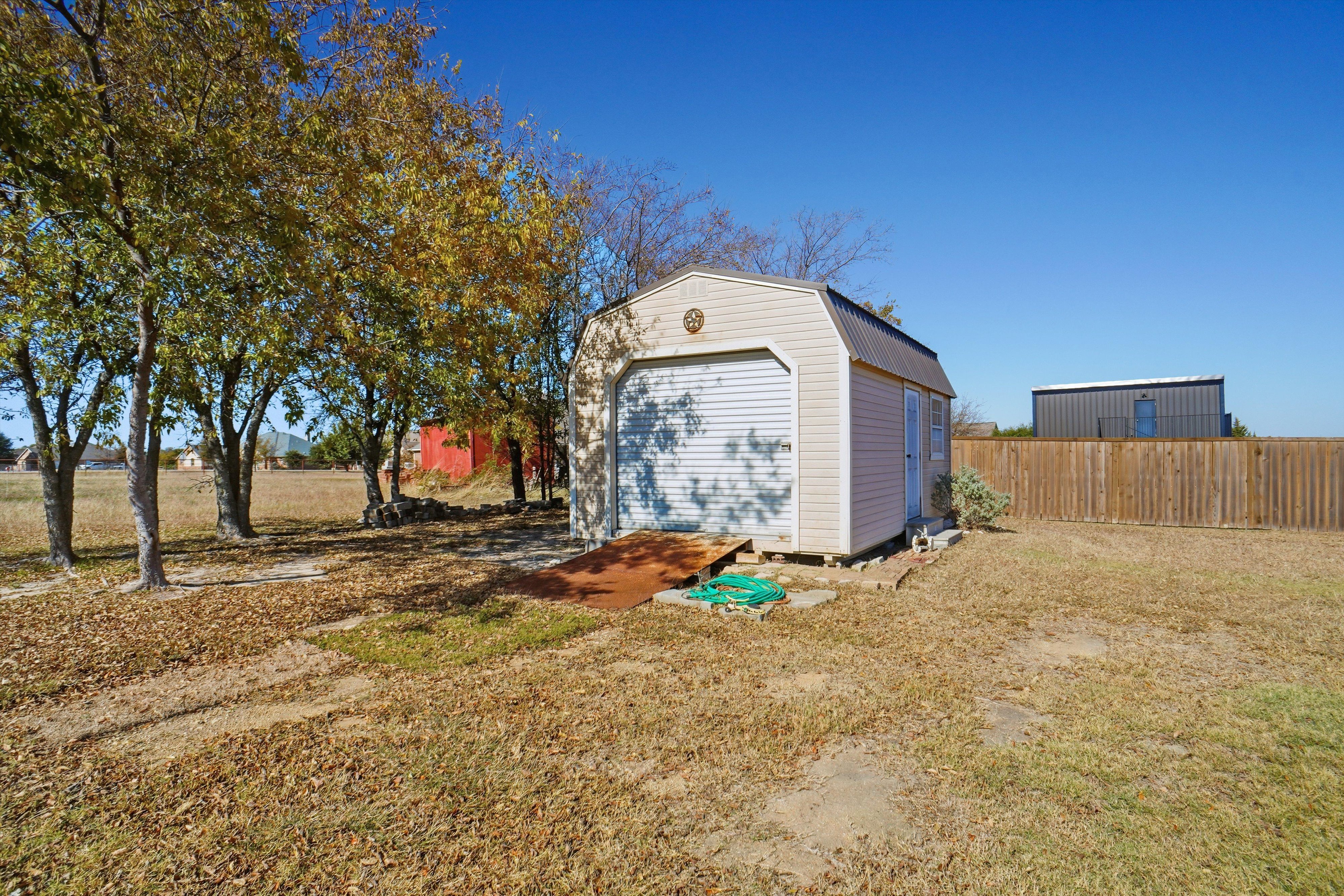 Decatur, Texas, 76234, United States, 3 Bedrooms Bedrooms, ,3 BathroomsBathrooms,Residential,For Sale,1992458