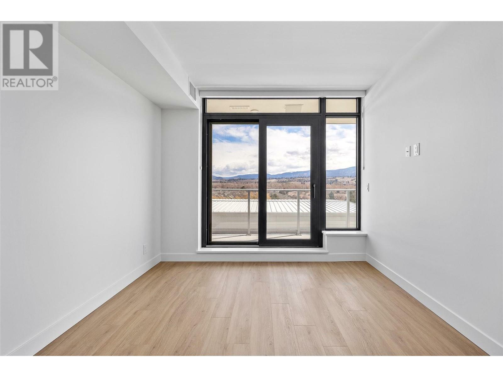 KELOWNA, British Columbia, V1W 3L2, CA, 1 Bedroom Bedrooms, ,1 BathroomBathrooms,Residential,For Sale,1839166