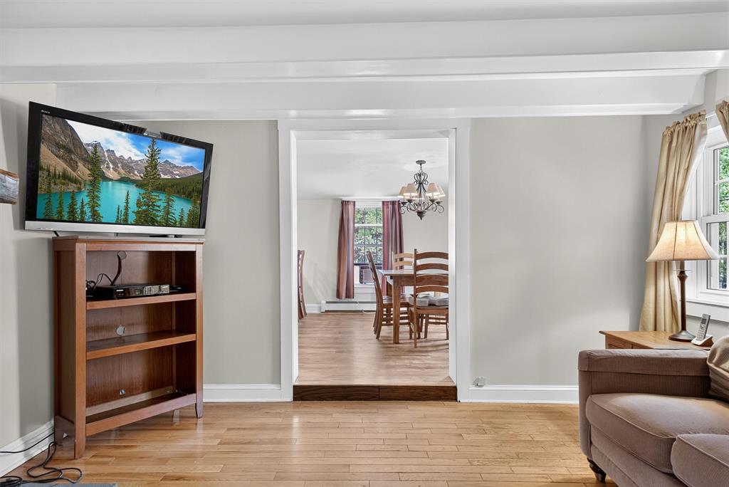 Chester, New York, 10918, United States, 3 Bedrooms Bedrooms, ,2 BathroomsBathrooms,Residential,For Sale,1975527