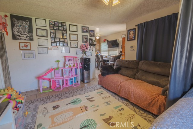 Los Angeles, California, 90044, United States, 3 Bedrooms Bedrooms, ,2 BathroomsBathrooms,Residential,For Sale,1937923