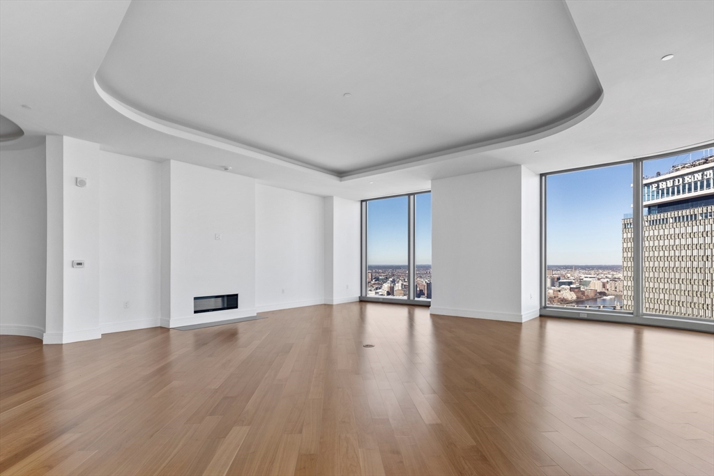 1 Dalton Unit 5602, Boston, Massachusetts, 02115, United States, 3 Bedrooms Bedrooms, ,4 BathroomsBathrooms,Residential,For Sale,1 Dalton Unit 5602,1610884