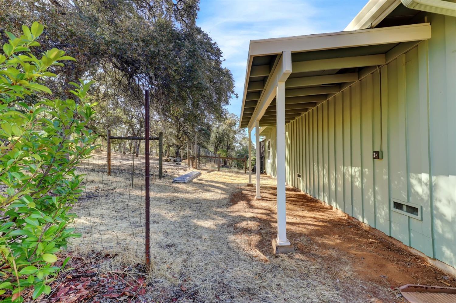 11709 Rough And Ready Road, Rough and Ready, California, 95975, United States, 2 Bedrooms Bedrooms, ,2 BathroomsBathrooms,Residential,For Sale,11709 Rough And Ready Road,1622564