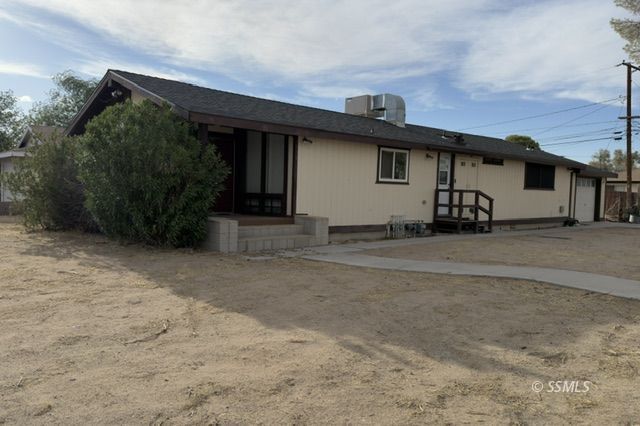 Gateway Blvd, Ridgecrest, CA 93555
