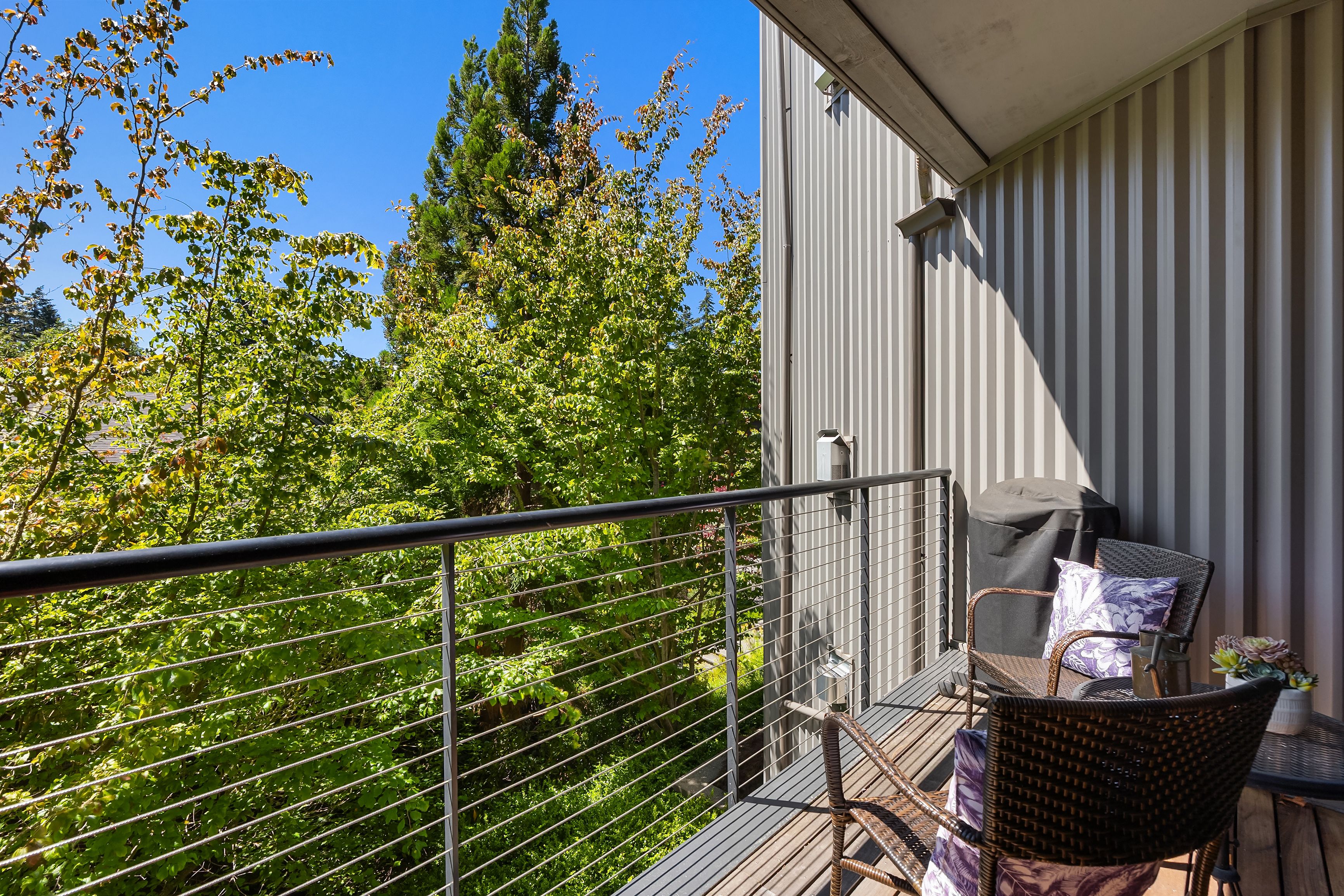  620 Northeast Vineyard Lane B-203, Bainbridge Island, WA 98110 - 物件實景