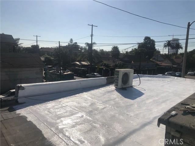 Los Angeles, California, 90033, United States, 2 Bedrooms Bedrooms, ,2 BathroomsBathrooms,Residential,For Sale,1966325