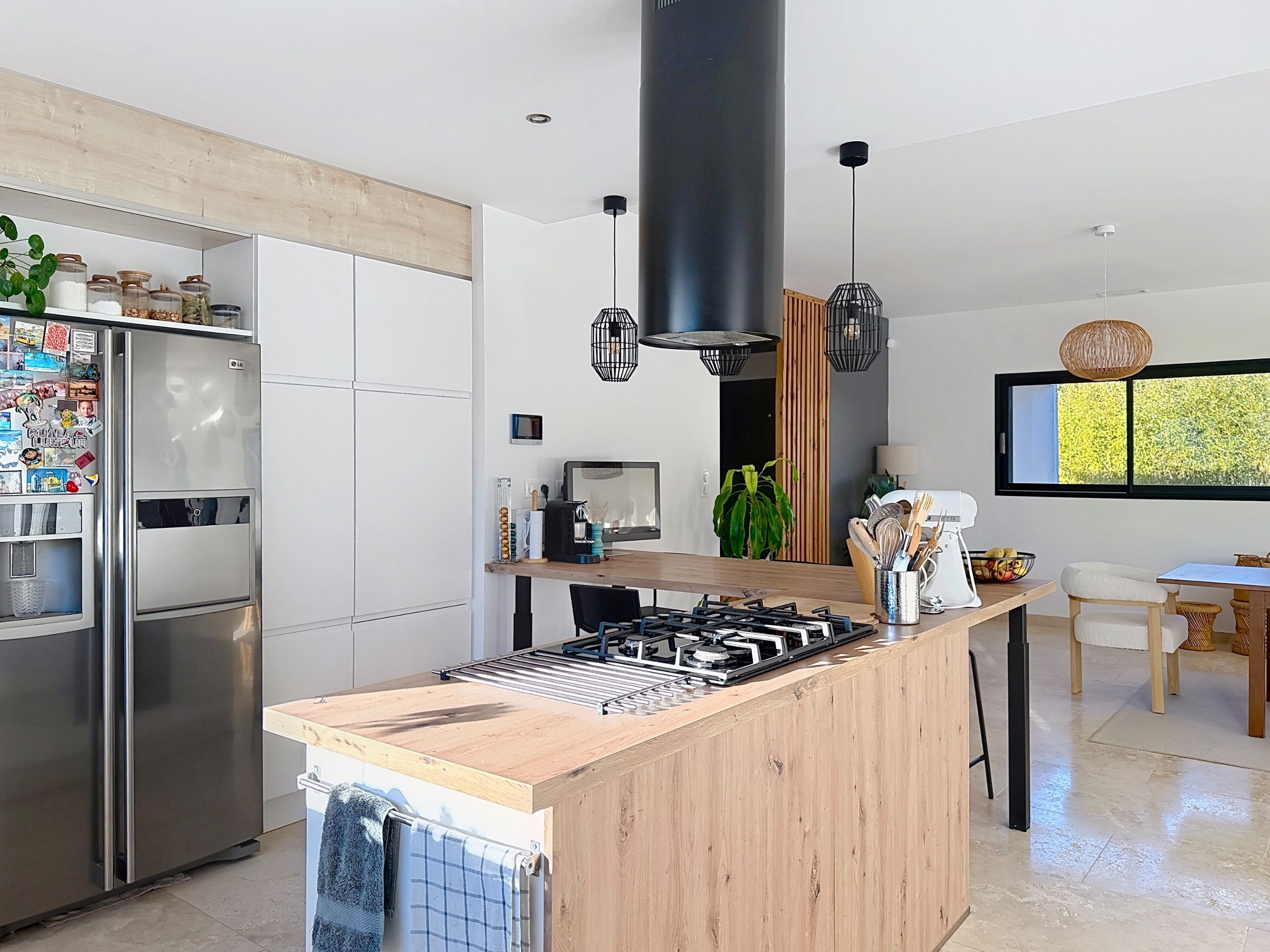  Elegant single-level contemporary villa with swimming pool and landscaped garde… - 物件實景