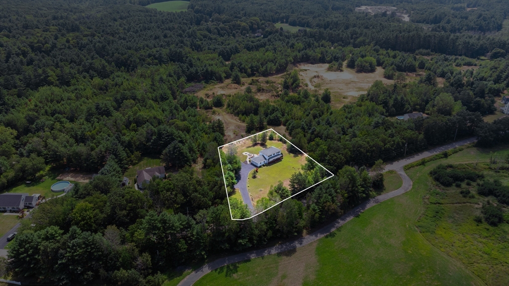 North Brookfield, Massachusetts, 01535, United States, 3 Bedrooms Bedrooms, ,3 BathroomsBathrooms,Residential,For Sale,2038424