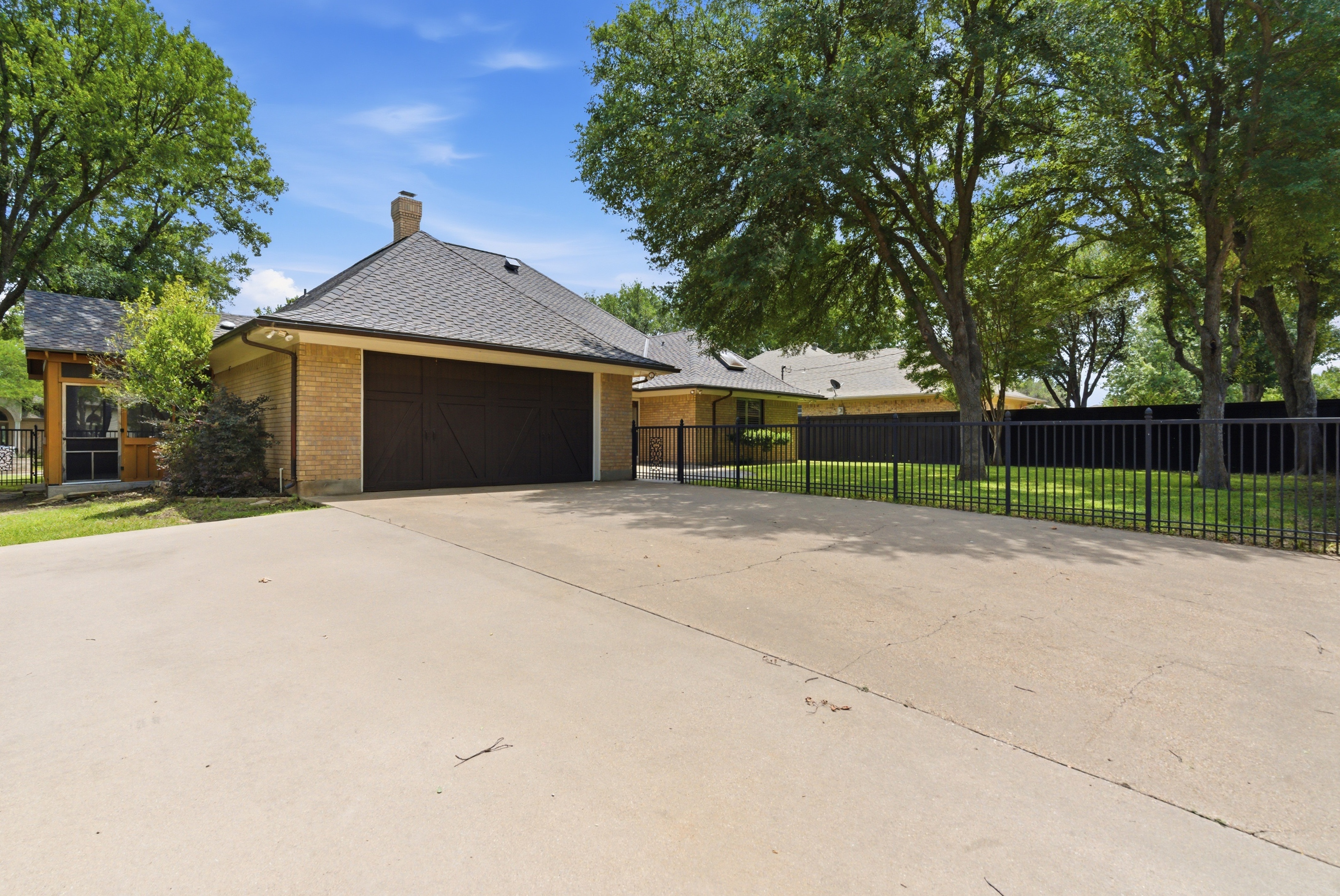 1515 Oak Forest Drive, Graham, TX, 76450 - 物件實景