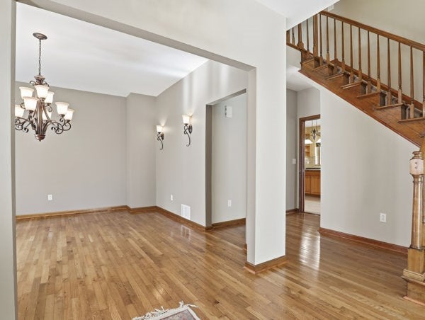 Sayre, Pennsylvania, 18840, United States, 5 Bedrooms Bedrooms, ,4 BathroomsBathrooms,Residential,For Sale,1979429