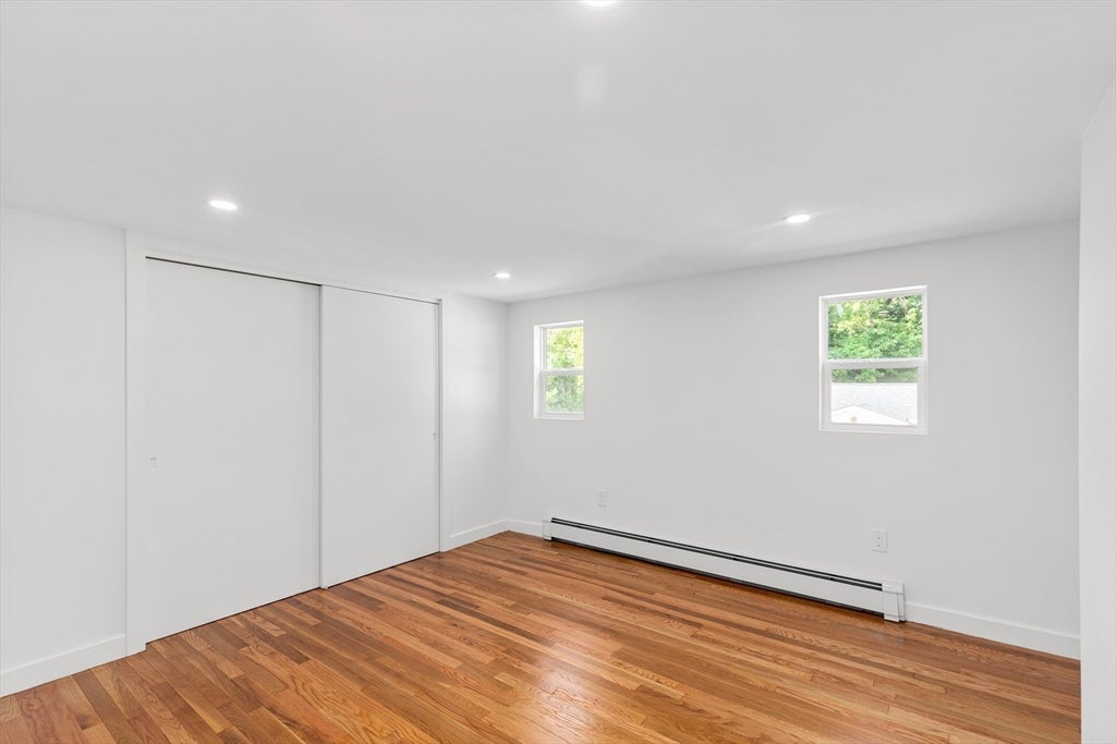 Plymouth, Massachusetts, 02360, United States, 4 Bedrooms Bedrooms, ,4 BathroomsBathrooms,Residential,For Sale,1981887