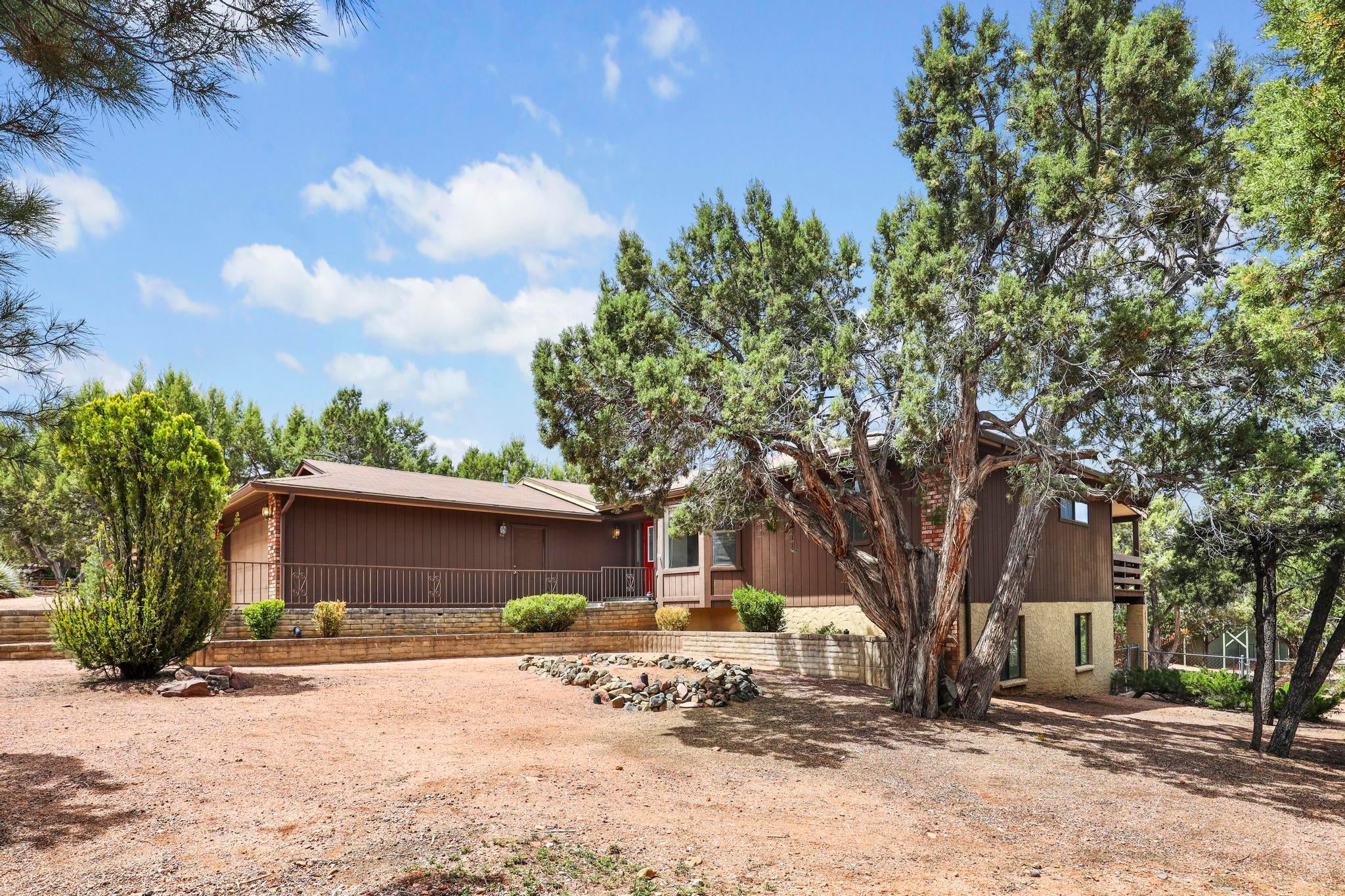 Payson, Arizona, 85541, United States, 5 Bedrooms Bedrooms, ,3 BathroomsBathrooms,Residential,For Sale,1805847