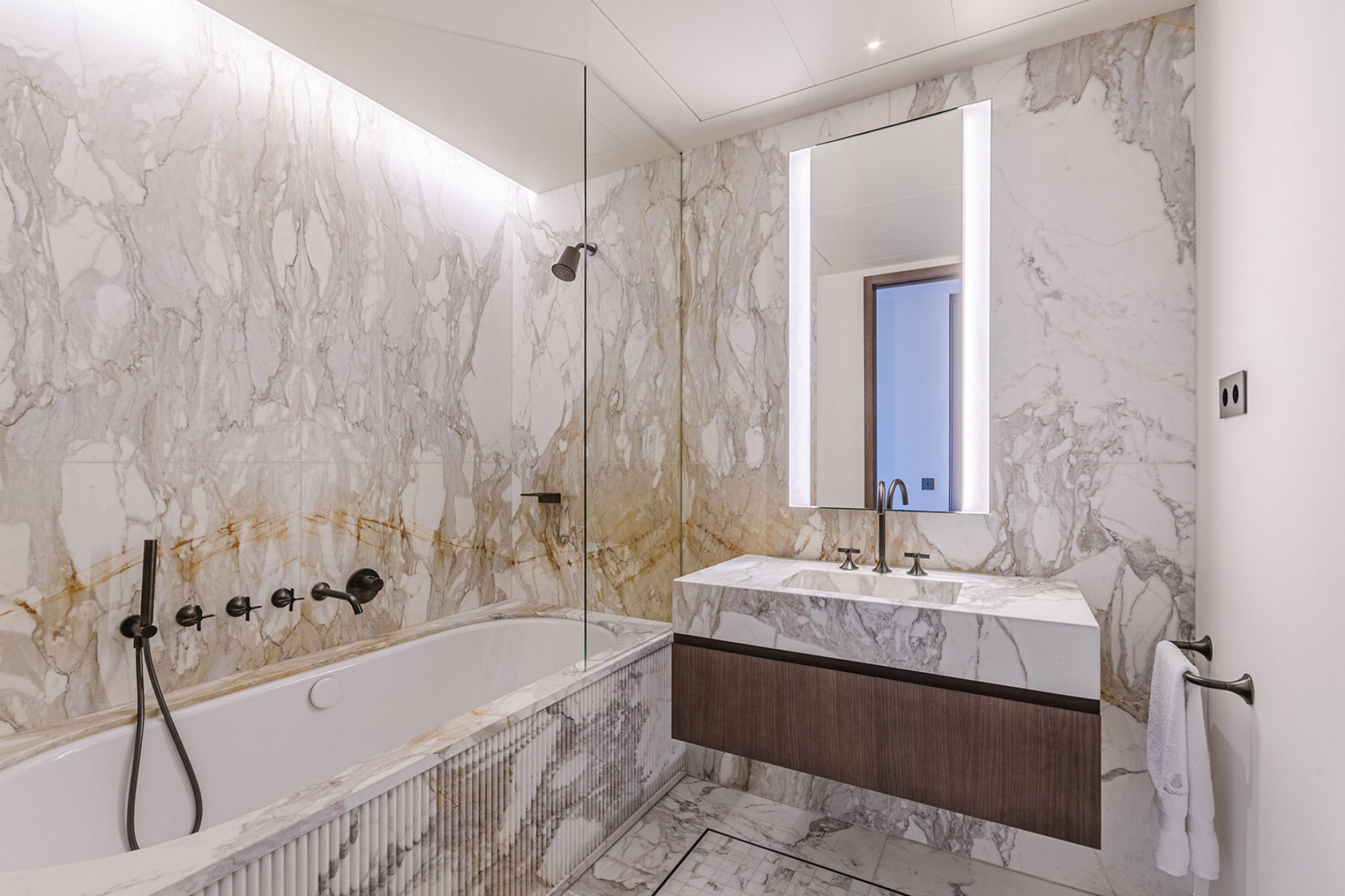  Pearson Paradise. Three luxury villas in the most exclusive location in BCN - 物件實景