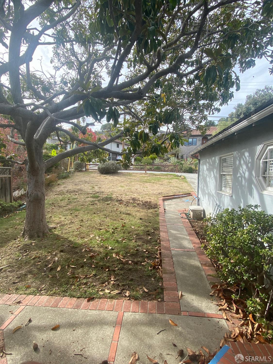 San Carlos, California, 94070, United States, 3 Bedrooms Bedrooms, ,3 BathroomsBathrooms,Residential,For Sale,1994257